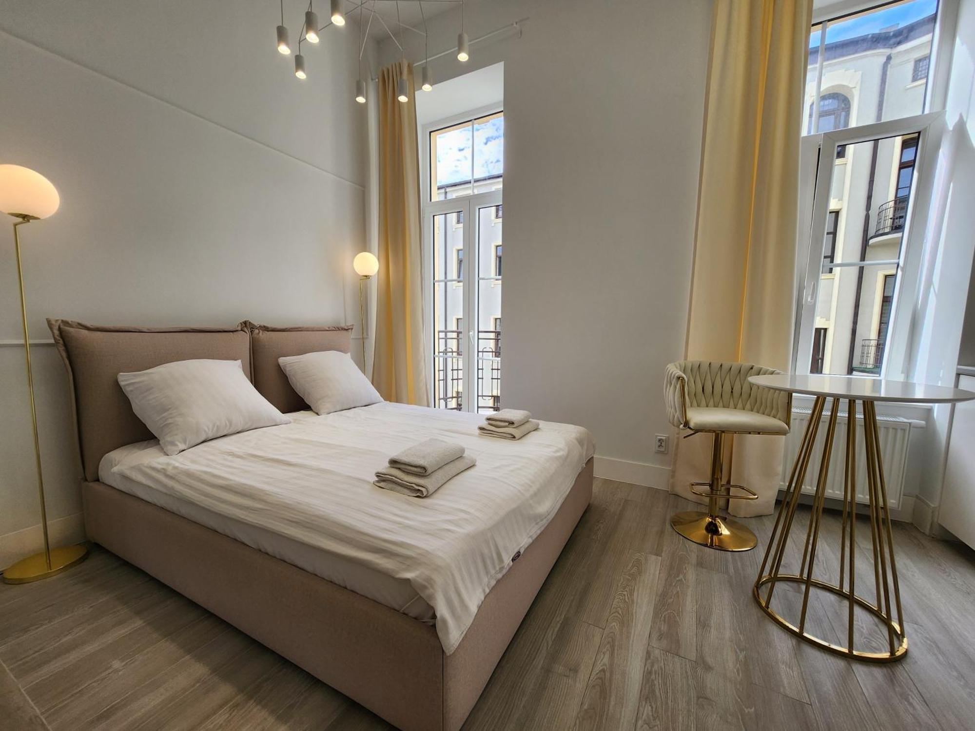 Piotrkowska.Eu Apartament Romantica Лодзь Екстер'єр фото